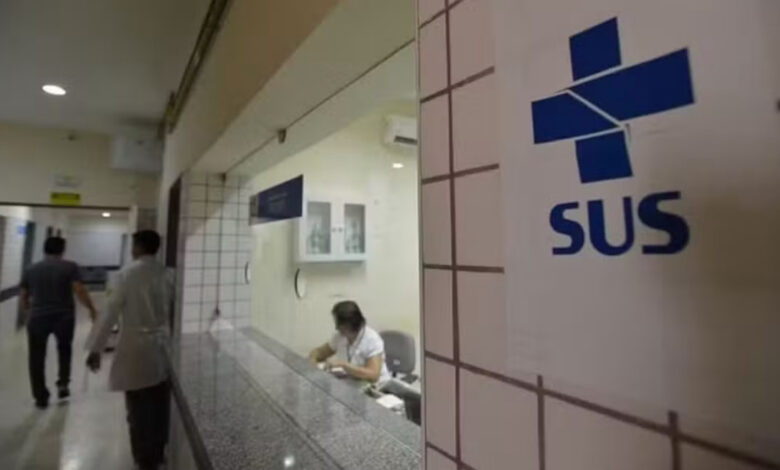 Profissional de saúde indígena em atendimento em aldeia ou equipe de saúde em campo, representando a atuação no DSEI Tocantins - Foto: Arquivo/Agência Brasil